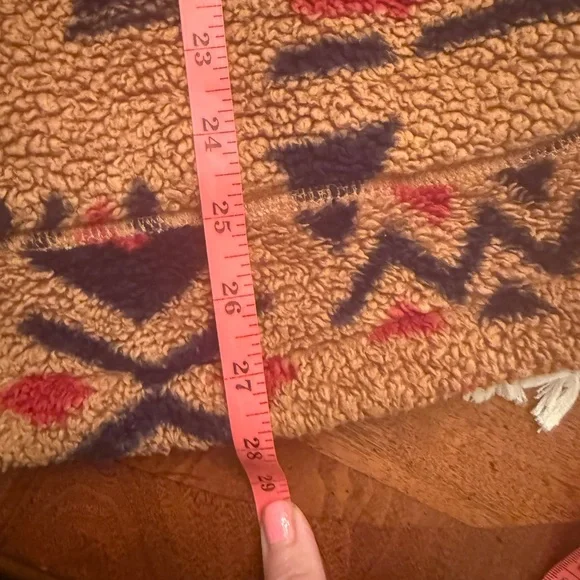 The North Face Men’s Campshire
Pullover Hoodie, Cedar Brown California Geo Print - Picture 13 of 13